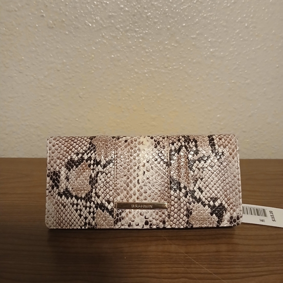 Nwt Brahmin Wallet - Picture 1 of 4